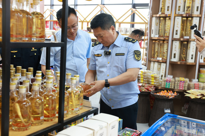 护航出行路上“舌尖安全”！济南开展高速服务区食品安全检查